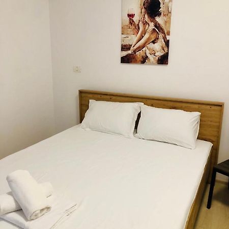 טימישוארה Ultra-Central Modern And Big Apartments In Union Square U41-U44 מראה חיצוני תמונה