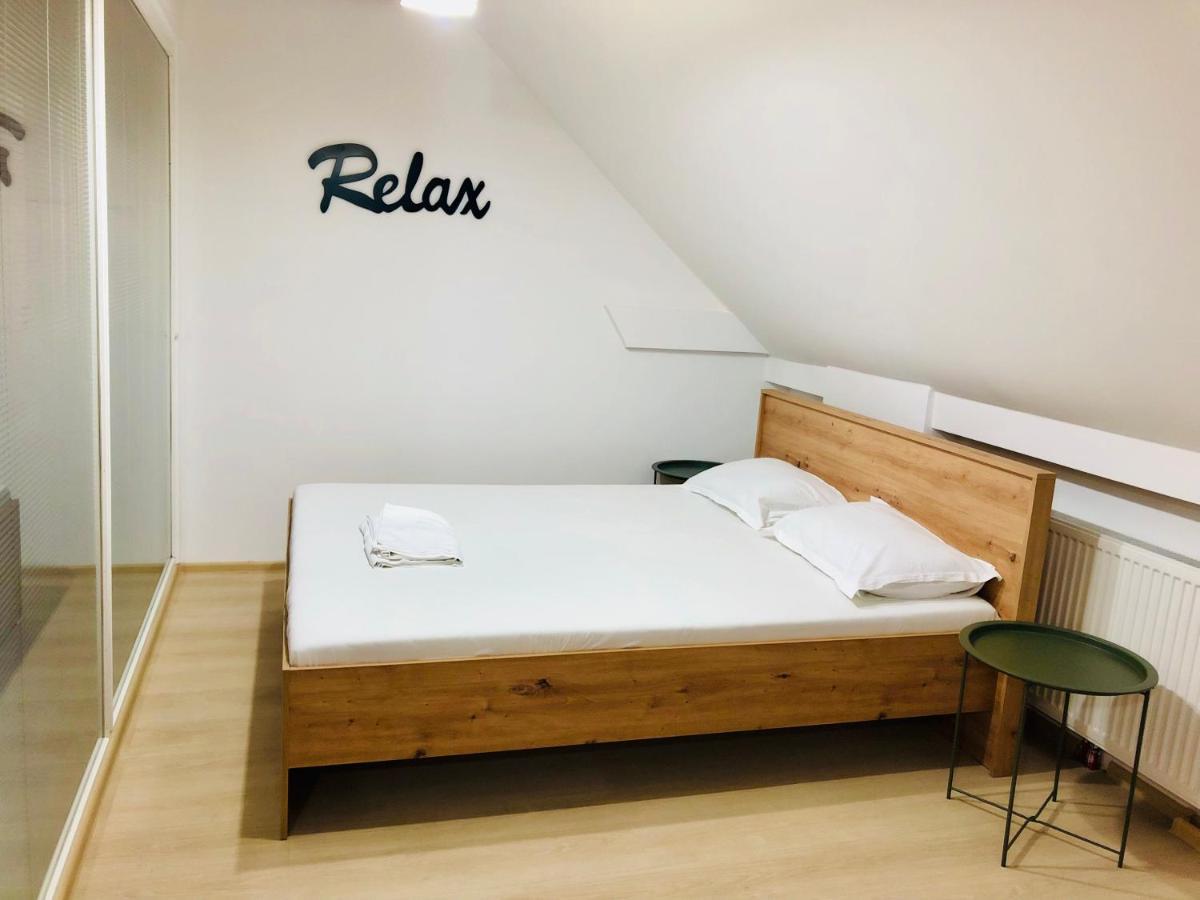 טימישוארה Ultra-Central Modern And Big Apartments In Union Square U41-U44 מראה חיצוני תמונה