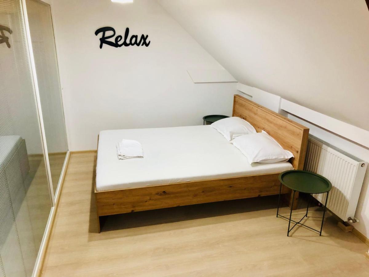 טימישוארה Ultra-Central Modern And Big Apartments In Union Square U41-U44 מראה חיצוני תמונה