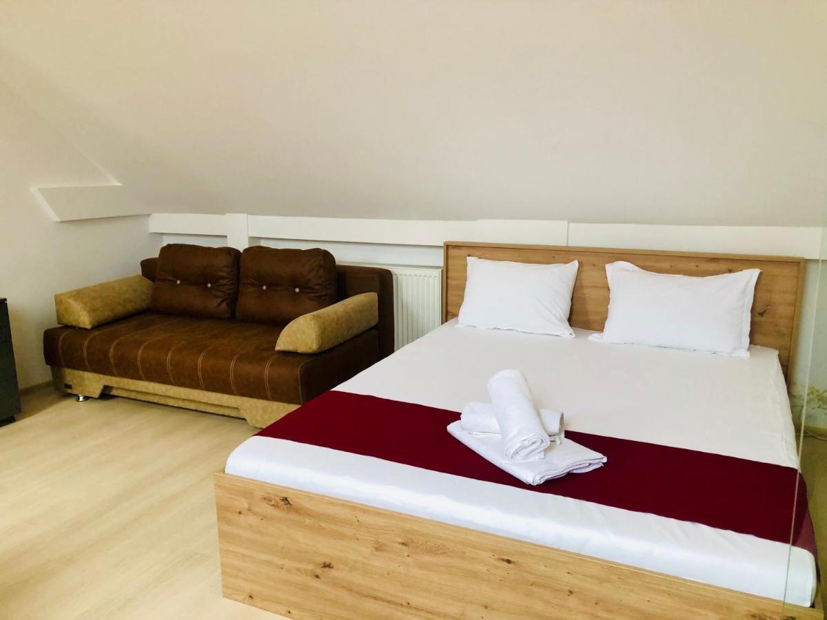 טימישוארה Ultra-Central Modern And Big Apartments In Union Square U41-U44 מראה חיצוני תמונה