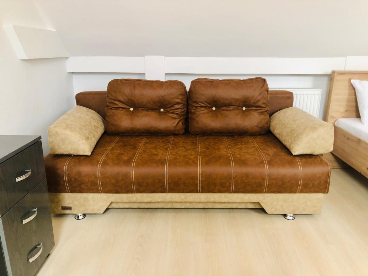 טימישוארה Ultra-Central Modern And Big Apartments In Union Square U41-U44 מראה חיצוני תמונה